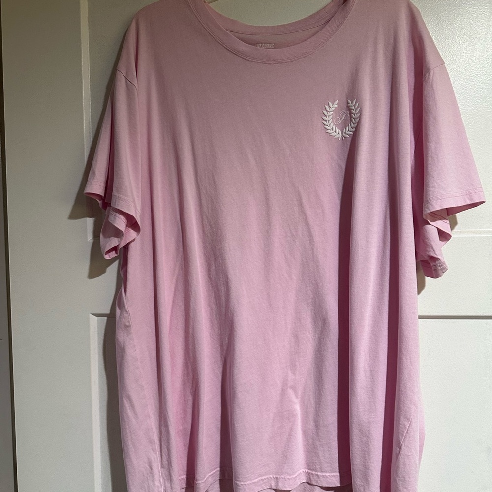 PINK Victoria's Secret Light Pink Short Sleeve Tee